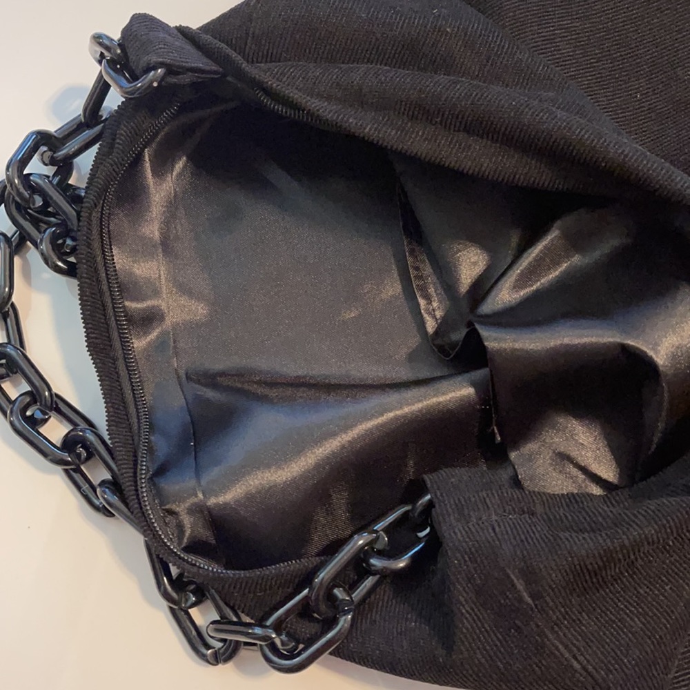 Chain Bag - Picture 3 of 5